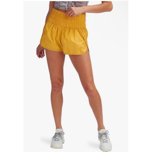 Free People Movement size Small Honey Mallow NWT Gold Lined $30 - Picture 1 of 11